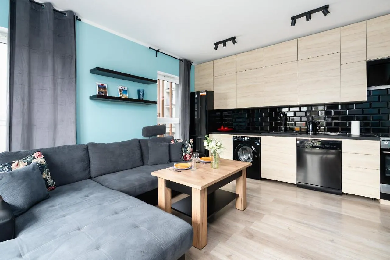 Modern Apartment With Balcony & Free Garage Poznan By Noclegi Renters